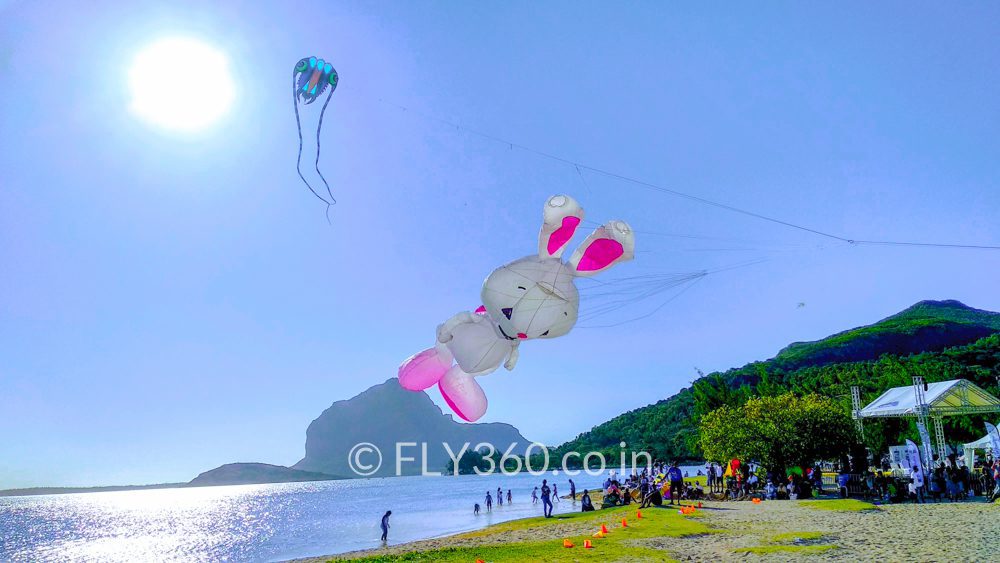 3D_rabbit_kite_inflatable_mauritius_fly360_2018_kite_competition_festival-2 Fly360 at the Mauritius International Kite Festival — India represented by master kite artist Ashok Shah