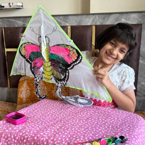 DIY - Color and fly kite for kids